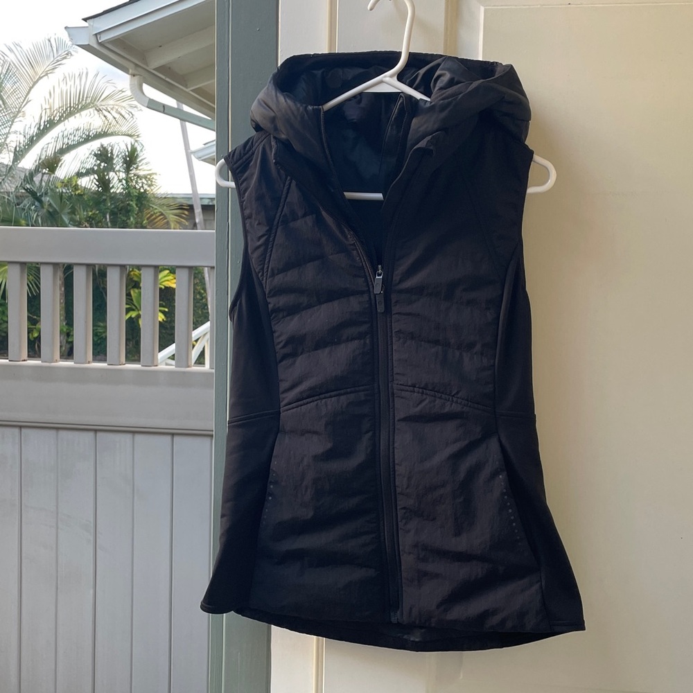 lululemon athletica Another Mile Vest